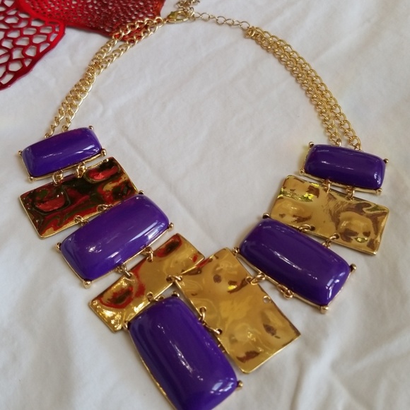 Neclace - Picture 1 of 3